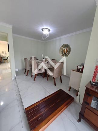 Imagem Casa com 3 Quartos à Venda, 315 m² em Vila Galvão - Guarulhos Imagem Casa com 3 Quartos à Venda, 315 m² em Vila Galvão - Guarulhos