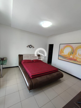 Imagem Casa com 3 Quartos à Venda, 496 m² Imagem Casa com 3 Quartos à Venda, 496 m²