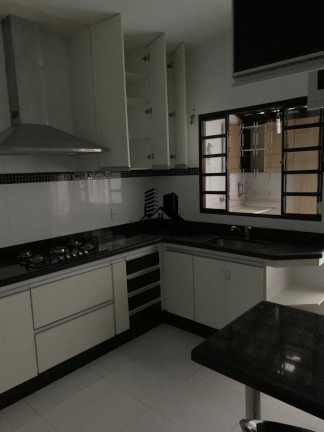 Imagem Casa com 3 Quartos à Venda, 220 m² em Europa - Contagem Imagem Casa com 3 Quartos à Venda, 220 m² em Europa - Contagem