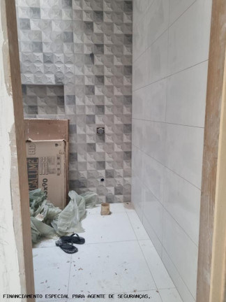 Imagem Imóvel com 3 Quartos à Venda, 120 m² em Monte Carmelo - Sarandi Imagem Imóvel com 3 Quartos à Venda, 120 m² em Monte Carmelo - Sarandi