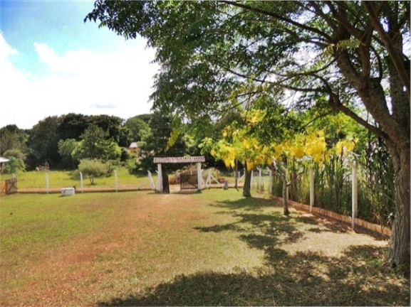Imagem Casa com 2 Quartos à Venda, 2.340 m² em águas Claras - Viamão