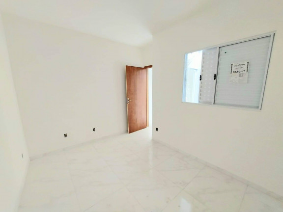 Imagem Casa com 2 Quartos à Venda, 120 m² em Jardim Eucalíptos - Sorocaba Imagem Casa com 2 Quartos à Venda, 120 m² em Jardim Eucalíptos - Sorocaba