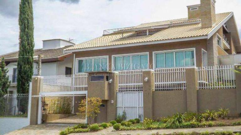 Imagem Casa com 6 Quartos à Venda, 733 m² em Vista Alegre - Curitiba Imagem Casa com 6 Quartos à Venda, 733 m² em Vista Alegre - Curitiba