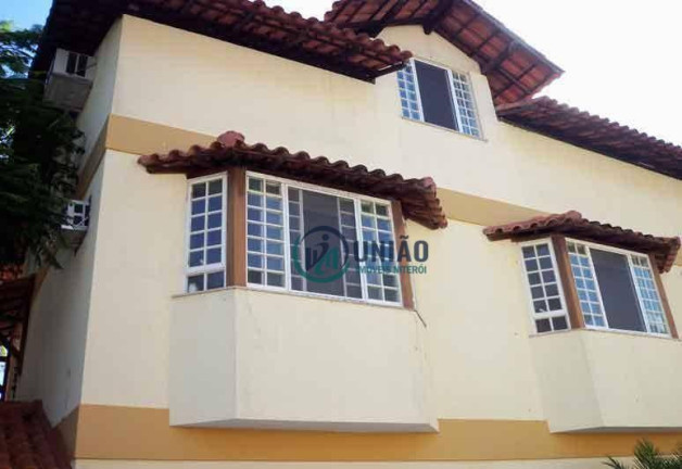 Imagem Casa com 4 Quartos à Venda, 150 m² em Maria Paula - Niterói Imagem Casa com 4 Quartos à Venda, 150 m² em Maria Paula - Niterói