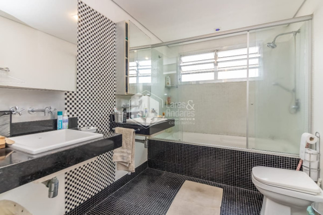 Imagem Apartamento com 3 Quartos à Venda, 212 m² em Santa Cecília - São Paulo