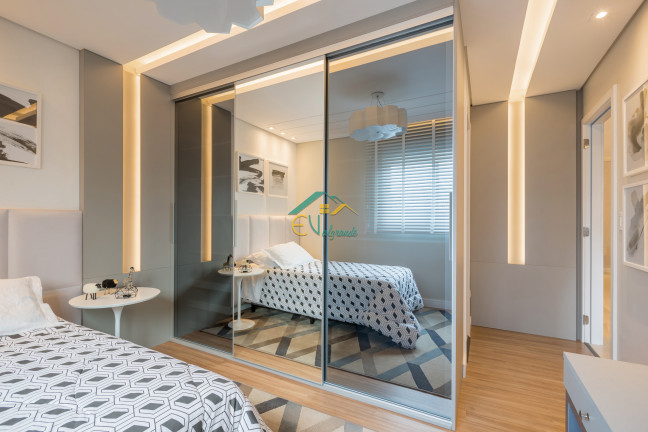 Imagem Apartamento com 3 Quartos para Alugar, 160 m² em Cabral - Curitiba