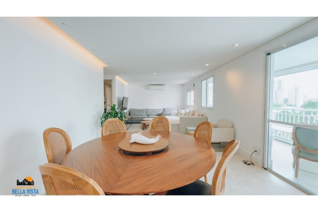 Imagem Apartamento com 3 Quartos à Venda,  em Moema - São Paulo