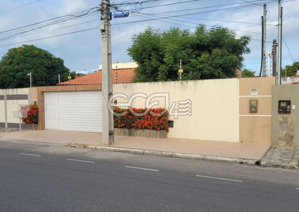 Imagem Casa com 3 Quartos à Venda, 360 m² em Aeroporto - Aracaju Imagem Casa com 3 Quartos à Venda, 360 m² em Aeroporto - Aracaju