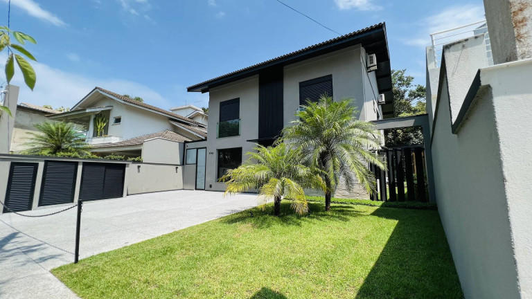 Casa com 5 Quartos à Venda, 330 m² em Riviera De São Lourenço - Bertioga
