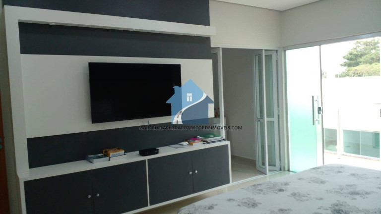 Imagem Casa com 6 Quartos à Venda, 300 m² em Adrianópolis - Manaus Imagem Casa com 6 Quartos à Venda, 300 m² em Adrianópolis - Manaus