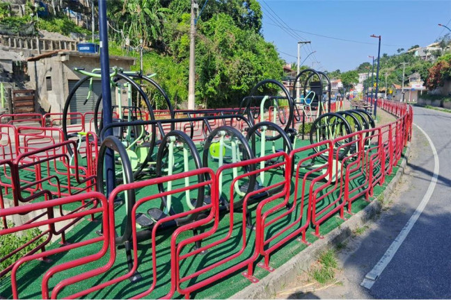 Imagem Terreno à Venda, 675 m² em Centro - Maricá Imagem Terreno à Venda, 675 m² em Centro - Maricá