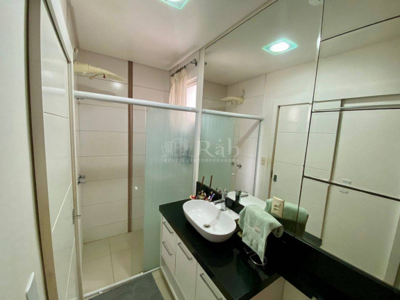 Imagem Apartamento com 3 Quartos à Venda, 110 m² em Meia Praia - Itapema