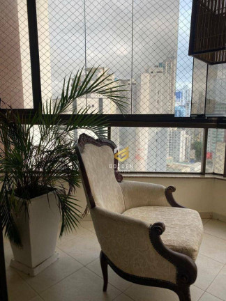 Imagem Apartamento com 3 Quartos à Venda, 225 m² em Centro - Balneário Camboriú Imagem Apartamento com 3 Quartos à Venda, 225 m² em Centro - Balneário Camboriú