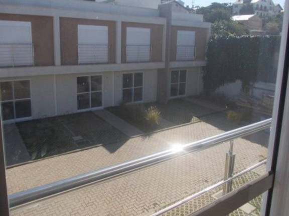 Imagem Sobrado com 2 Quartos à Venda, 117 m² em Parque Santa Fé - Porto Alegre