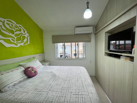 Imagem Casa com 2 Quartos à Venda, 100 m² em Rio Branco - Canoas Imagem Casa com 2 Quartos à Venda, 100 m² em Rio Branco - Canoas
