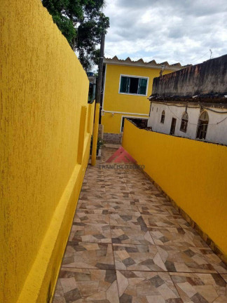 Imagem Casa com 3 Quartos à Venda, 3 m² em Mutuá - São Gonçalo Imagem Casa com 3 Quartos à Venda, 3 m² em Mutuá - São Gonçalo