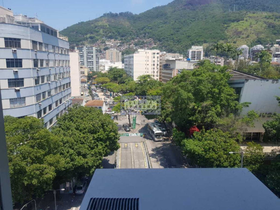Imagem Apartamento com 4 Quartos à Venda, 140 m² em Tijuca - Rio De Janeiro Imagem Apartamento com 4 Quartos à Venda, 140 m² em Tijuca - Rio De Janeiro