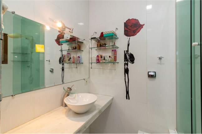 Imagem Casa com 3 Quartos à Venda, 252 m² em Jaraguá - São Paulo Imagem Casa com 3 Quartos à Venda, 252 m² em Jaraguá - São Paulo
