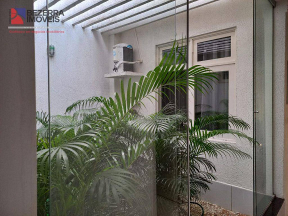 Imagem Casa com 3 Quartos à Venda, 262 m² em Nova Parnamirim - Parnamirim