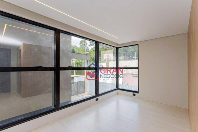 Imagem Casa com 3 Quartos à Venda, 178 m² em Santa Felicidade - Curitiba Imagem Casa com 3 Quartos à Venda, 178 m² em Santa Felicidade - Curitiba