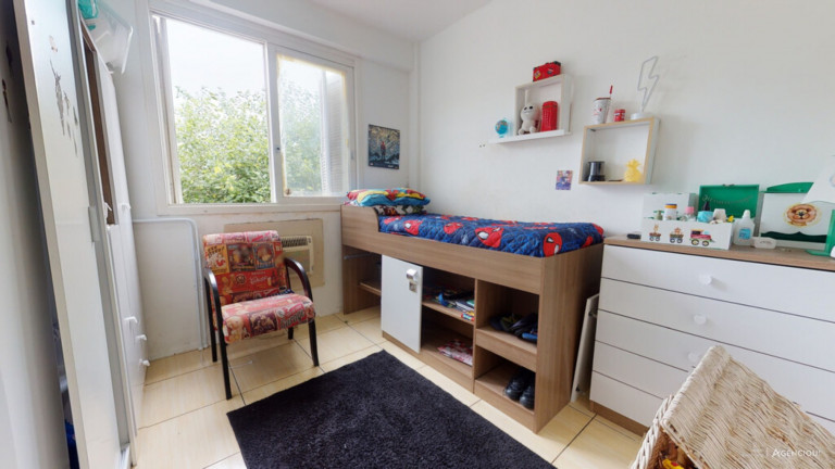 Imagem Imóvel com 2 Quartos à Venda, 75 m² em Nonoai - Porto Alegre Imagem Imóvel com 2 Quartos à Venda, 75 m² em Nonoai - Porto Alegre