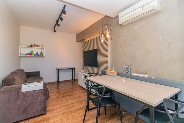Imagem Apartamento com 1 Quarto à Venda, 46 m² em Petrópolis - Porto Alegre