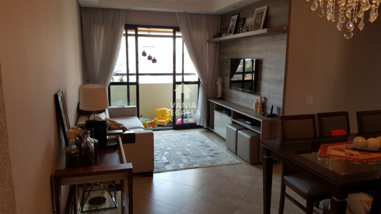 Apartamento com 2 Quartos à Venda, 70 m² em Vila Ipojuca