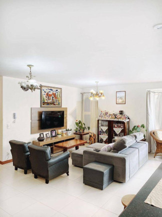 Imagem Apartamento com 3 Quartos à Venda, 133 m² em Centro - Balneário Camboriú Imagem Apartamento com 3 Quartos à Venda, 133 m² em Centro - Balneário Camboriú