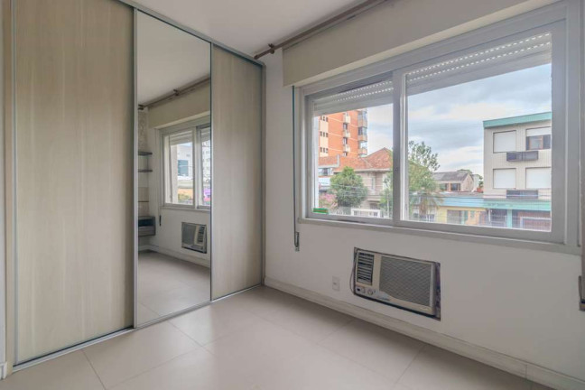 Imagem Apartamento com 3 Quartos à Venda, 93 m² em Higienópolis - Porto Alegre Imagem Apartamento com 3 Quartos à Venda, 93 m² em Higienópolis - Porto Alegre