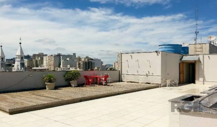 Imagem Apartamento com 1 Quarto à Venda, 27 m² em Centro Histórico - Porto Alegre Imagem Apartamento com 1 Quarto à Venda, 27 m² em Centro Histórico - Porto Alegre