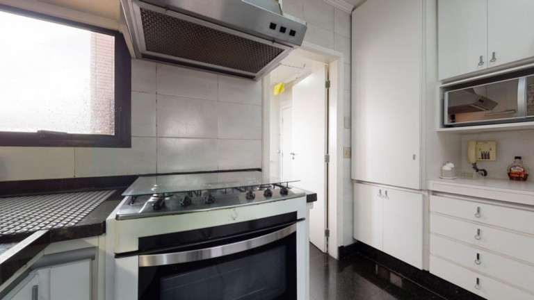 Imagem Apartamento com 4 Quartos à Venda, em Moema - São Paulo Imagem Apartamento com 4 Quartos à Venda, em Moema - São Paulo