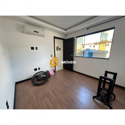 Imagem Casa com 2 Quartos à Venda, 180 m² em Tabuleiro - Camboriú Imagem Casa com 2 Quartos à Venda, 180 m² em Tabuleiro - Camboriú