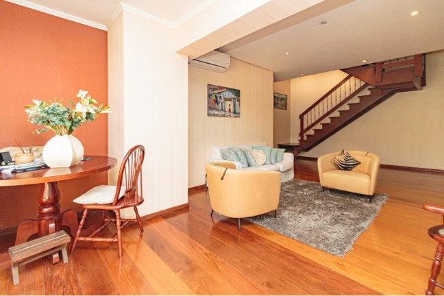 Imagem Cobertura com 3 Quartos à Venda, 290 m² em Moinhos De Vento - Porto Alegre Imagem Cobertura com 3 Quartos à Venda, 290 m² em Moinhos De Vento - Porto Alegre