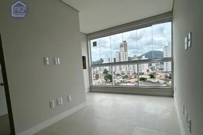 Apartamento com 2 Quartos à Venda, 61 m² em São Judas - Itajaí