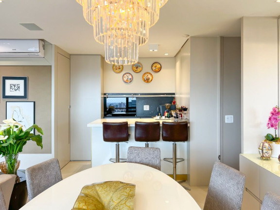 Imagem Apartamento com 3 Quartos à Venda, 161 m² em Moinhos De Vento - Porto Alegre Imagem Apartamento com 3 Quartos à Venda, 161 m² em Moinhos De Vento - Porto Alegre