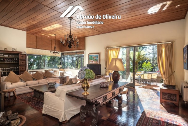 Imagem Casa com 4 Quartos à Venda, 1.199 m² em Toriba - Campos Do Jordão Imagem Casa com 4 Quartos à Venda, 1.199 m² em Toriba - Campos Do Jordão
