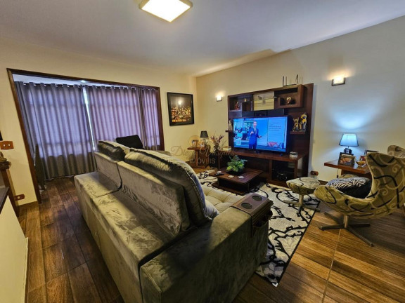 Casa com 12 Quartos à Venda, 2.730 m² em São Pedro - Teresópolis
