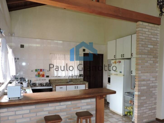 Imagem Casa com 5 Quartos à Venda, 1.123 m² em Granja Viana - Carapicuíba Imagem Casa com 5 Quartos à Venda, 1.123 m² em Granja Viana - Carapicuíba