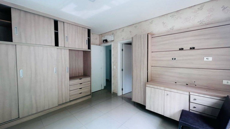 Imagem Casa com 4 Quartos à Venda, 300 m² em Alphaville - Santana De Parnaíba Imagem Casa com 4 Quartos à Venda, 300 m² em Alphaville - Santana De Parnaíba