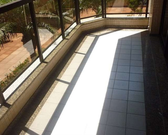Imagem Apartamento com 4 Quartos à Venda, 226 m² em Pitangueiras - Guarujá
