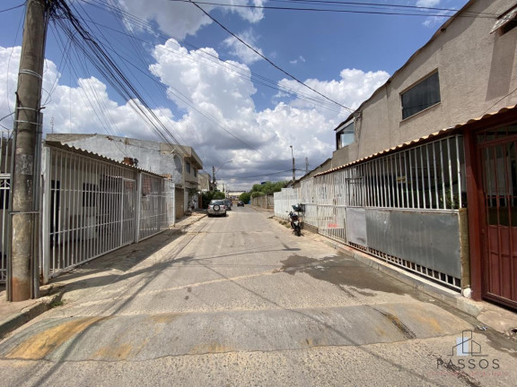Imagem Casa com 3 Quartos à Venda, 128 m²