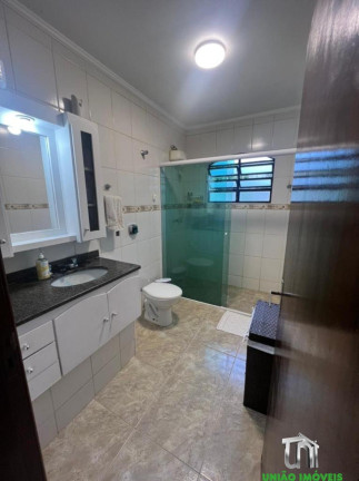 Imagem Imóvel com 5 Quartos à Venda, 468 m² em Guaripocaba Dos Souzas - Bragança Paulista Imagem Imóvel com 5 Quartos à Venda, 468 m² em Guaripocaba Dos Souzas - Bragança Paulista
