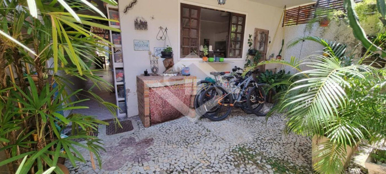 Imagem Casa com 3 Quartos à Venda, 180 m² em Piratininga - Niterói Imagem Casa com 3 Quartos à Venda, 180 m² em Piratininga - Niterói