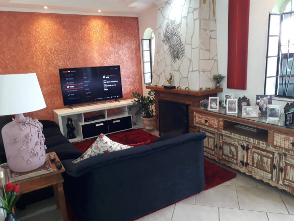 Imagem Casa com 3 Quartos à Venda, 300 m² em Vila Helena - Atibaia Imagem Casa com 3 Quartos à Venda, 300 m² em Vila Helena - Atibaia