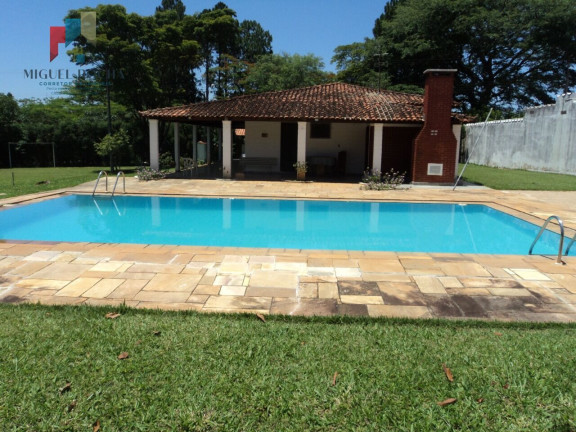 Imagem Imóvel com 3 Quartos à Venda, 2.500 m² em Vale Dos Lagos - Tatuí Imagem Imóvel com 3 Quartos à Venda, 2.500 m² em Vale Dos Lagos - Tatuí