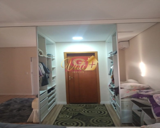 Imagem Casa com 3 Quartos à Venda, 210 m² em Condomínio Residencial Fogaça - Jacareí Imagem Casa com 3 Quartos à Venda, 210 m² em Condomínio Residencial Fogaça - Jacareí