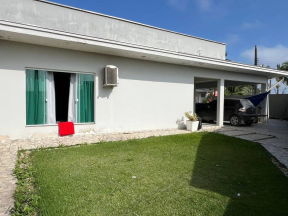Imagem Casa com 3 Quartos à Venda, 260 m² em Costeira - Balneário Barra Do Sul Imagem Casa com 3 Quartos à Venda, 260 m² em Costeira - Balneário Barra Do Sul