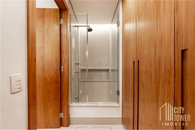 Imagem Apartamento com 3 Quartos à Venda, 198 m² em Itaim Bibi - São Paulo Imagem Apartamento com 3 Quartos à Venda, 198 m² em Itaim Bibi - São Paulo