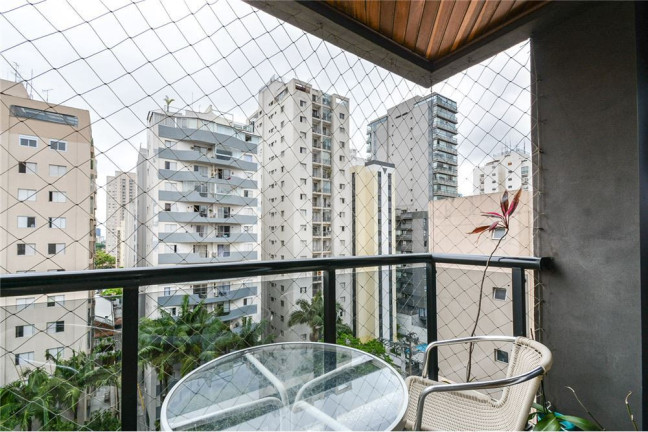 Imagem Imóvel com 3 Quartos à Venda, em Vila Olímpia - São Paulo Imagem Imóvel com 3 Quartos à Venda, em Vila Olímpia - São Paulo