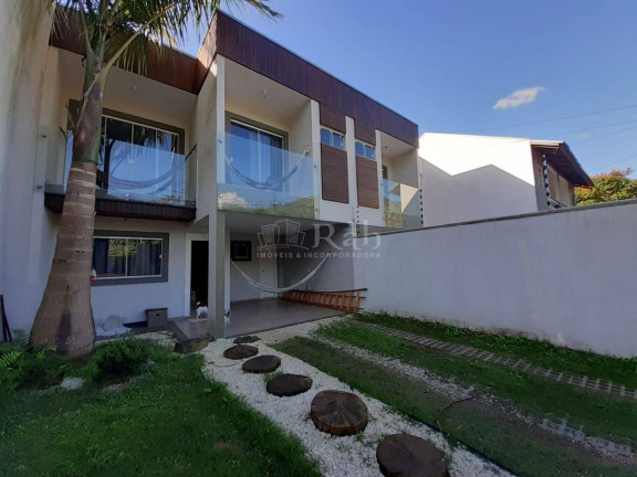 Imagem Sobrado com 3 Quartos à Venda, 190 m² em Praia Dos Amores - Balneário Camboriú
